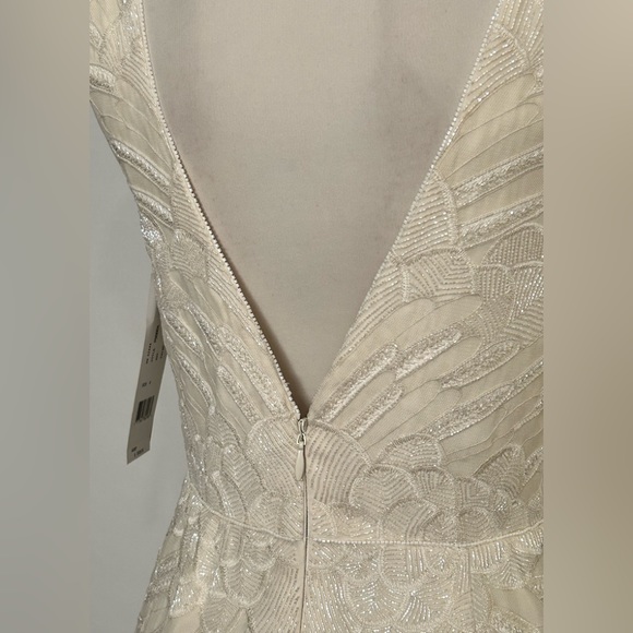 NICOLE MILLER BRIDAL WEDDING PS0004 $3500 SZ 8 AWH/ OFF WHITE - Picture 10 of 16